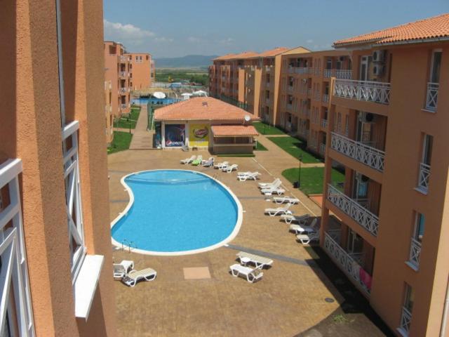 Sunny day 6 Pav-apartment Pantai Sunny Bagian luar foto